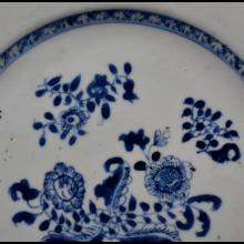 Assiette en Arita � d�cor bleu